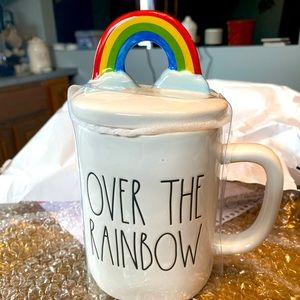🌈Rae Dunn Over the Rainbow mug